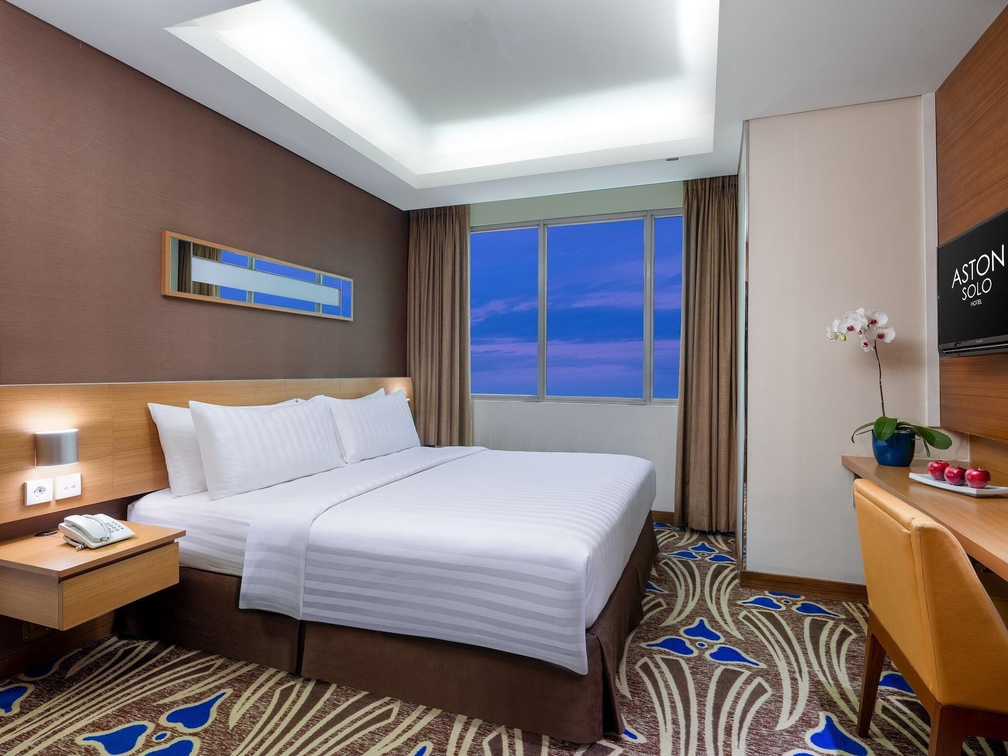 Aston Solo Hotel Экстерьер фото